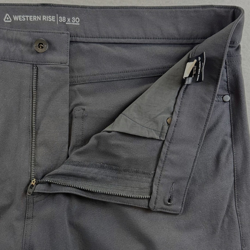 Western Rise Diversion Pant Mens 38x30 Gray 4-Way Stretch Travel Tech Trousers - Picture 3 of 10